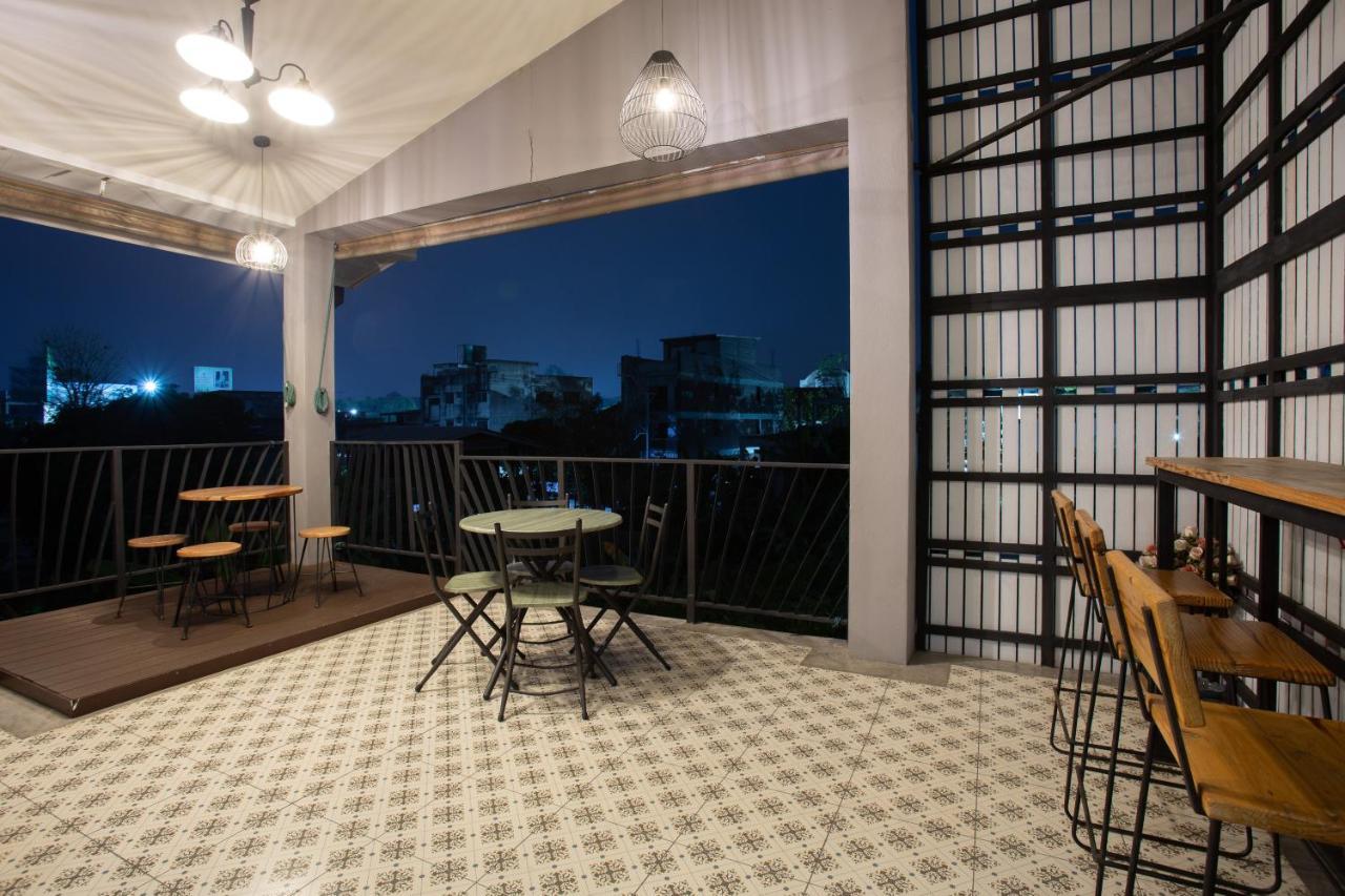 Hotel Le Neuf Nakorn Lampang Exterior foto