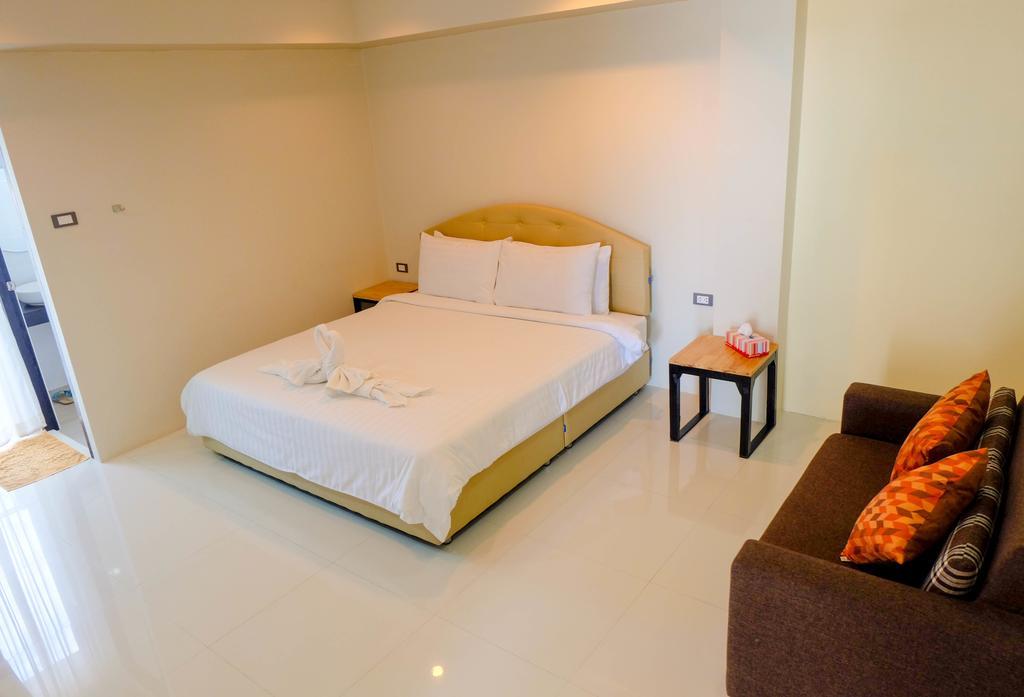 Hotel Le Neuf Nakorn Lampang Exterior foto