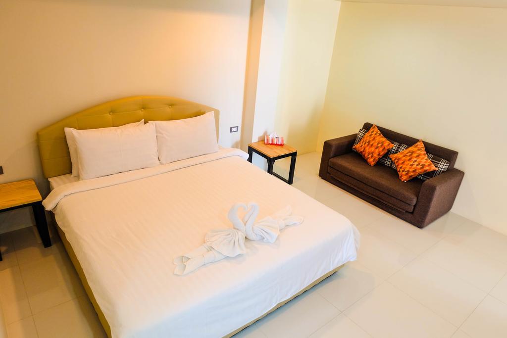 Hotel Le Neuf Nakorn Lampang Exterior foto